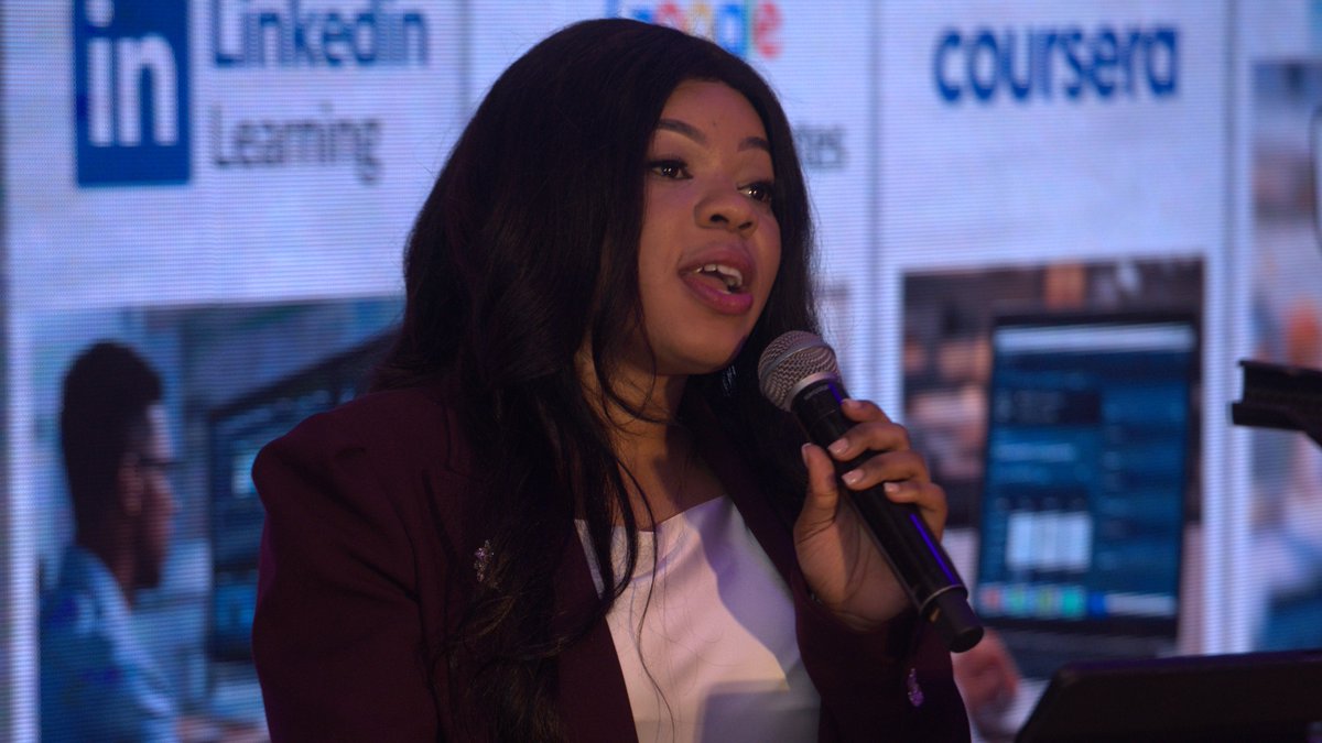 newsday_zim's tweet photo. @thestandardzim @Zimindependent @HStvZim @janetmanyowa @RuteMbangwa @SelmorMtukudzi 🔴Women often face a representation gap in the AI economy, says Esther Mandina - Tech Entrepreneur: AI and Innovation Leader while presenting at Lift Me up Women’s Conference.
#LiftMeUpConference https://t.co/hJbBk8vC8l