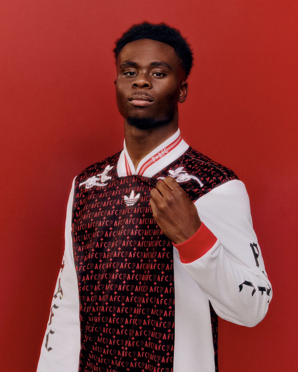 vsrsus's tweet photo. adidas and Arsenal unveil a collab with Places + Faces. https://t.co/YlxdQRuKrZ