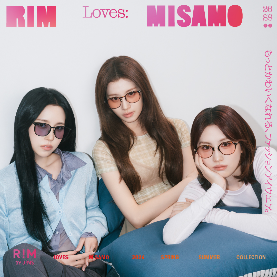 JINS RIMアイウエアクリアケース＆ MISAMOサイン入りの限定セリート MISAMO JINS RIM 先着購入特典サイン入りメガネ拭き クリアケース