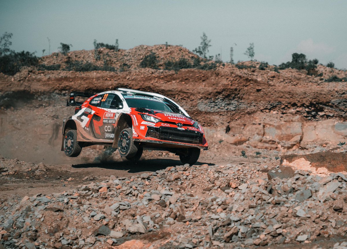 esnahmoraa's tweet image. You know the versatility of @ToyotaCFAOKE is really cool, yeah!

You want something to sweep the stage or safety check, you’ve got Frame 1, you want something to win a rally with, you’ve got Frame 2,,

#WRCSafariRally2026 
#MadeForThis
#CFAOMobilityDrivesKenya 

📸@ItsMiller_G