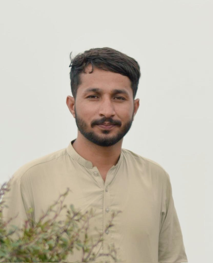 Student2246's tweet photo. Friends who once walked beside us are now missing, and the pain of not knowing their fate is unbearable.
 But their memories keep us strong, and our hope for justice and truth will never disappear.

#ReleaseHakimMajeedBaloch 
#ReleaseUsmanBaloch
#ReleaseDawoodBaloch https://t.co/3A4tZqr4I0
