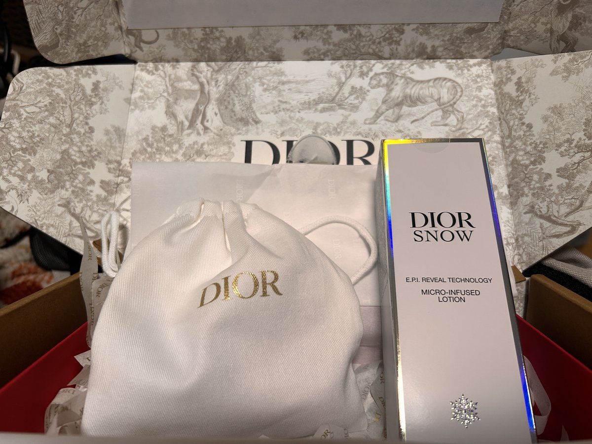 マンボウな白兎🐰 tweet media