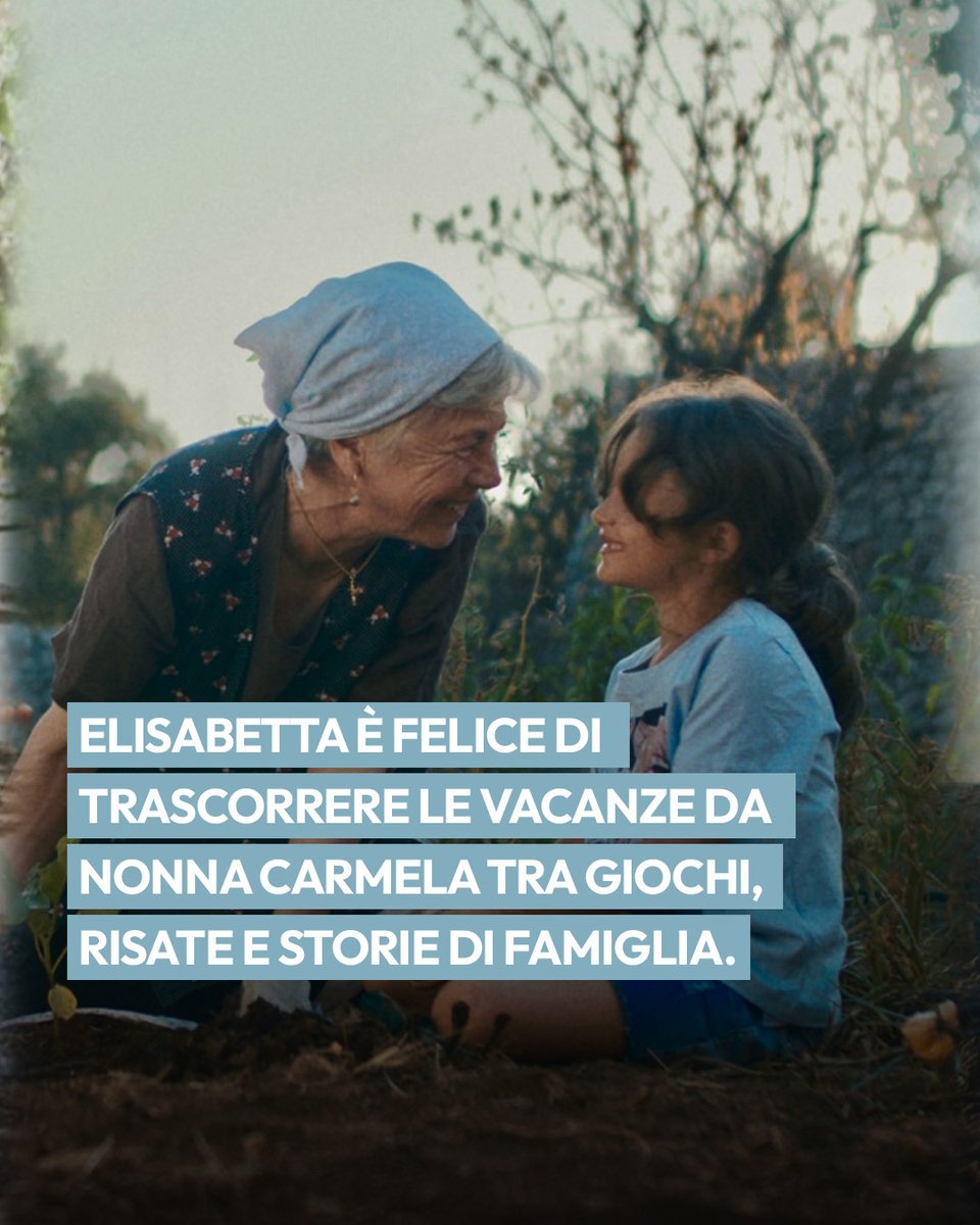 RaiCinema's tweet photo. Nel silenzio luminoso delle estati nel Salento, Elisabetta cresce tra i racconti della nonna. La memoria custodisce verità che il tempo svela solo lentamente.

Il corto #UnFiglio di Carmen Giardina è disponibile su Rai Cinema Channel. https://t.co/L2tLwMNeUx