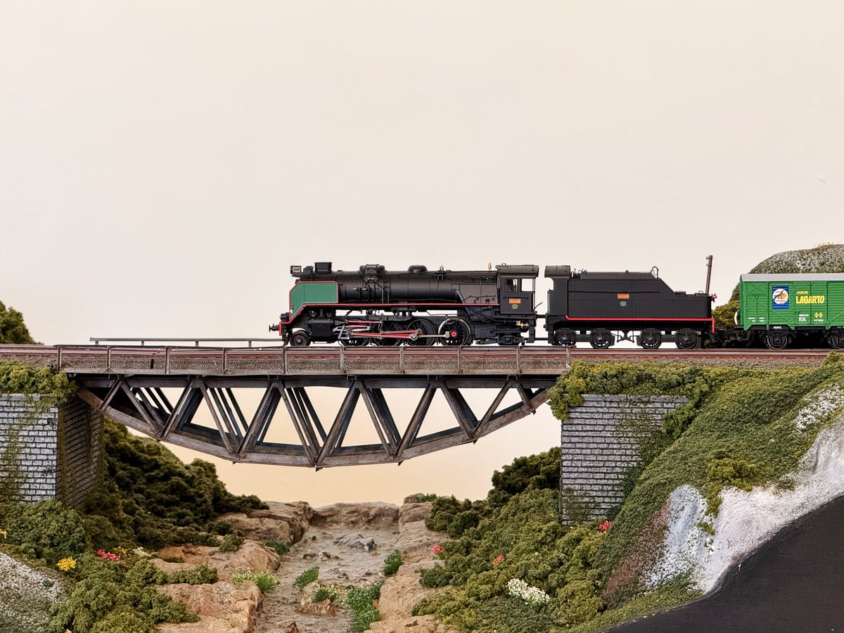 AAFMadrid's tweet photo. 🚂🤩 ¡Hoy abre de nuevo sus puertas la exposición de modelismo ferroviario del Palacio del Infante Don Luis!

¡Os esperamos!

#aafm #aafmadrid #80AAFMadrid #modelismoferroviario @Ayto_Boadilla https://t.co/k8dm0oZkNI