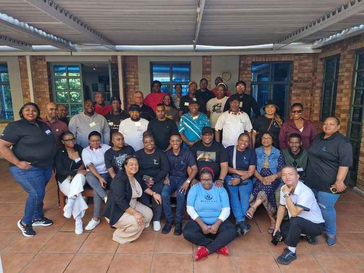 _cosatu's tweet photo. #SASBO engages with ABSA representatives in the INC to connect, share updates, and discuss matters affecting members and the workplace. #ClassStruggle #LabourPeace #LabourRights #SasboInAction #ABSA #INC #UnionStrong #WorkersFirst https://t.co/jR9BWm3Jh7