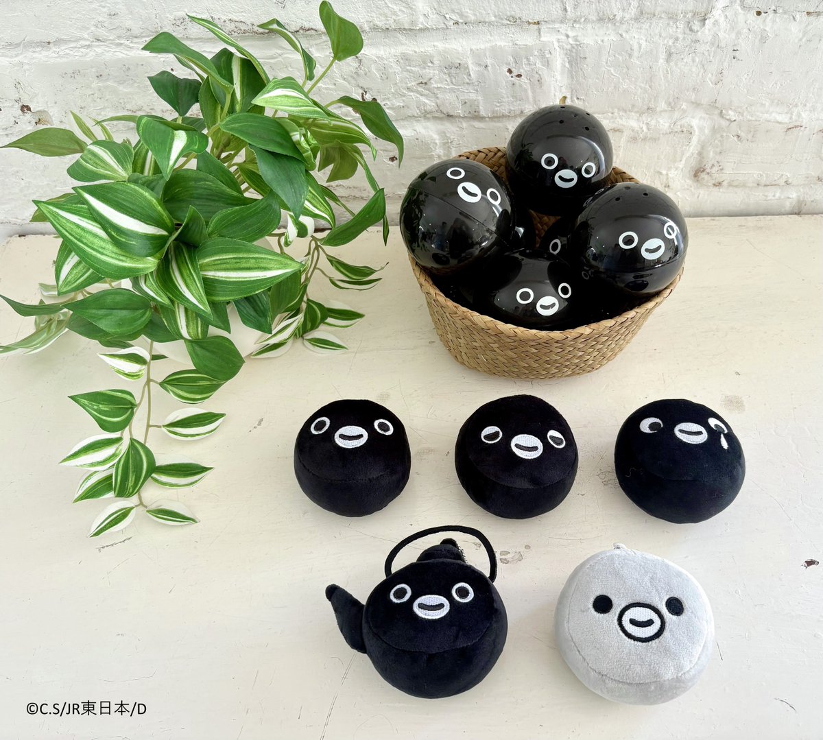 「Suicaのペンギン」（グッズ＆カフェ情報）@JR-Cross（公式） tweet media