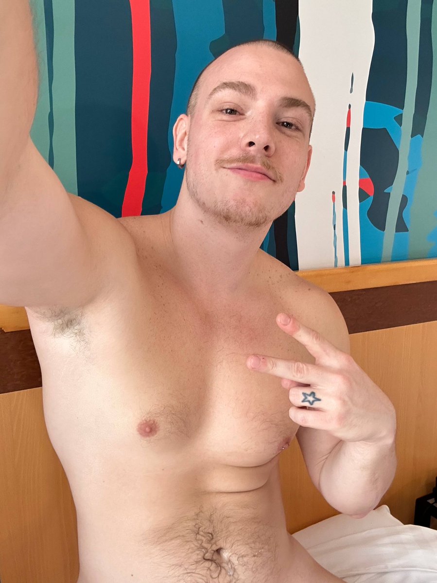 Lex Pumped 💪 (BKK April) tweet media