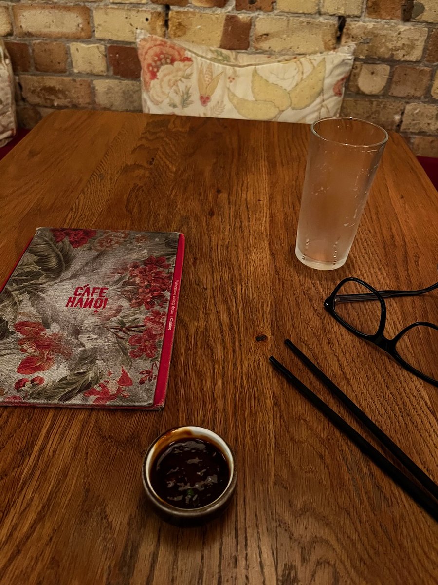 Lloyd Cole tweet media