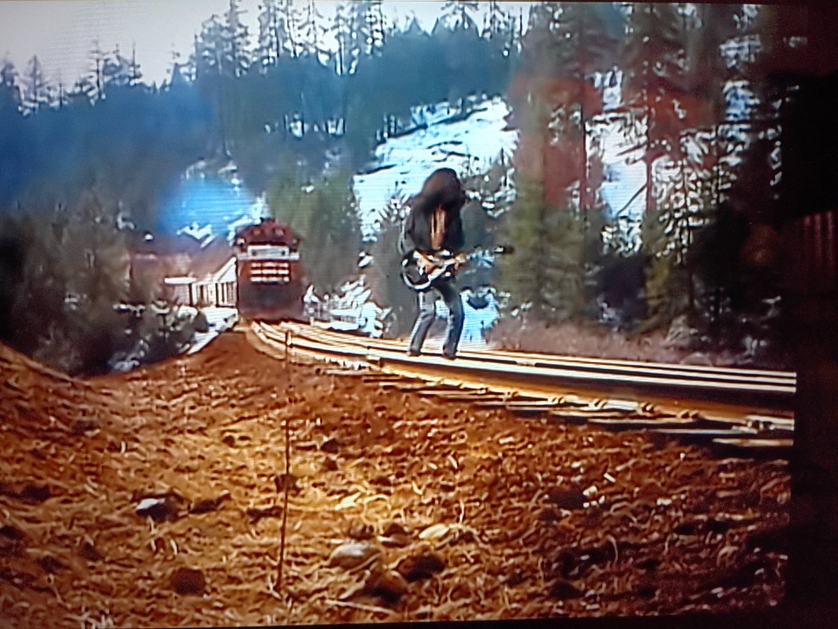 splankit's tweet photo. @CNN @amanpour @bobdylan @MattDillon @bobkevoian @jordanklepper @ErinBurnett @PressSec @DesiLydic @VancityReynolds It's a death trap, BTW.
Self sacrifice is required to complete the story on TV. It's a #truthnugget from my TV Genres Professor at Ball State
🫙 https://t.co/eozofpgJXF