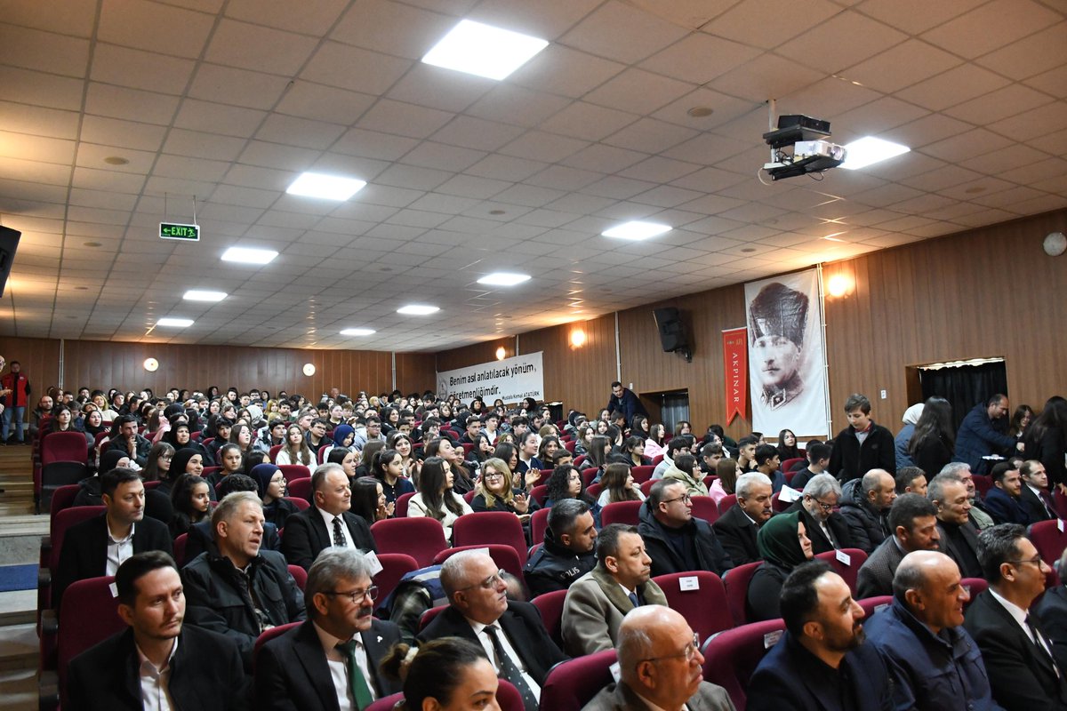 LSesal's tweet photo. Bir Yıldız, Bir Hilal… İlelebet İstiklâl!  Marşı’mızın kabulünü kutladık. Aziz şairimiz Mehmet Akif Ersoy’u saygı, minnet ve rahmetle andık.

#BirYıldızBirHilal
#İlelebetİstiklâl
#İstiklalMarşı
#MehmetAkifErsoy
#MilliRuh
#GençlikVeİstikbal
#Samsun
#Eğitim
#DeğerlerEğitimi https://t.co/d8aMVieOBc