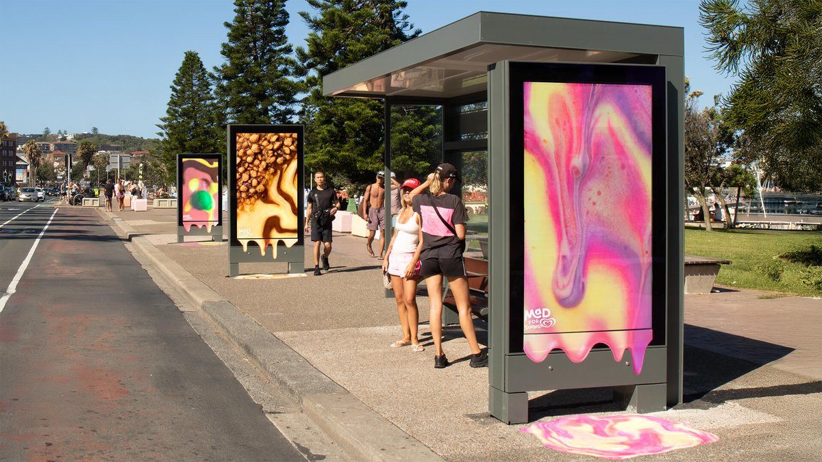 Distinctive BAT tweet media