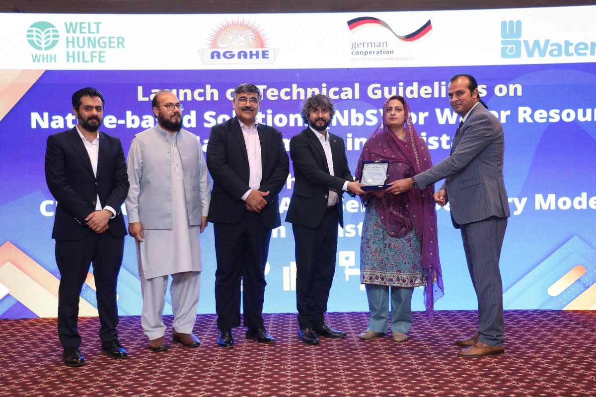 WaterAidpk's tweet image. Technical guidelines on Nature-Based Solutions (NbS) for water resources management were launched at a provincial learning exchange organised by #WaterAidPakistan in collaboration with @Welthungerhilfe and @agahepk.

Full PR: wateraid.org/pk/blog/techni…

@WaterAidUK @ClimateChangePK