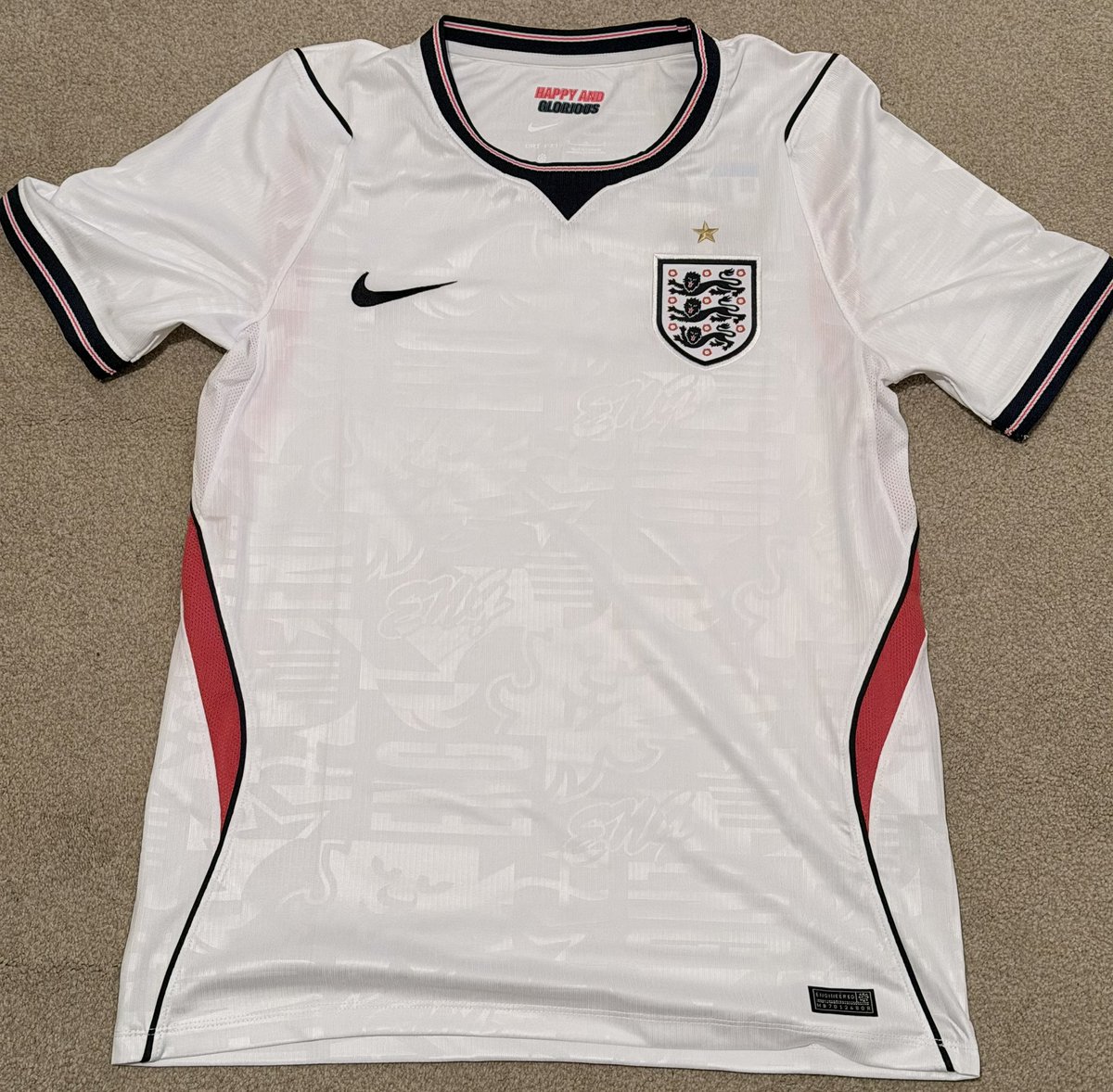 Alex 𝓕𝓪𝓷 tweet media