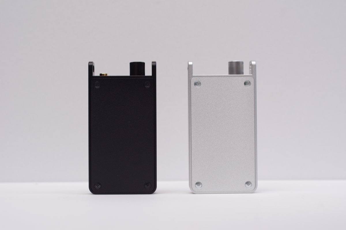 Analog2P's tweet photo. トランジスタのディスクリートポータブルヘッドホンアンプ　TR17hp　No.022~23が完成し、出荷しました。 https://t.co/YQE9RpgQSr