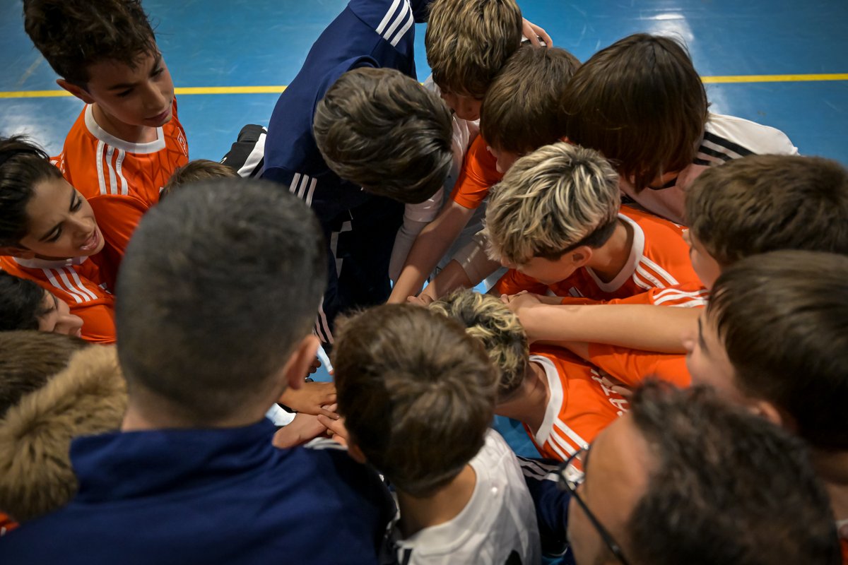 FCF_CAT's tweet photo. ⚽️ 𝐋𝐚 𝐒𝐞𝐥𝐞𝐜𝐜𝐢𝐨́ 𝐂𝐚𝐭𝐚𝐥𝐚𝐧𝐚 𝐒𝟏𝟐 𝐦𝐚𝐬𝐜𝐮𝐥𝐢𝐧𝐚 𝐜𝐨𝐧𝐭𝐢𝐧𝐮𝐚 𝐥𝐚 𝐩𝐫𝐞𝐩𝐚𝐫𝐚𝐜𝐢𝐨́ 𝐝𝐞𝐥 𝐂𝐚𝐦𝐩𝐢𝐨𝐧𝐚𝐭 𝐝'𝐄𝐬𝐩𝐚𝐧𝐲𝐚

🗓️ Dilluns, 9 de març
📍 Monistrol de Montserrat
🆚 @ClubManresaFS 

🔗 Més detalls a https://t.co/5eWrR2Dz9b https://t.co/5Y8RGn2APs