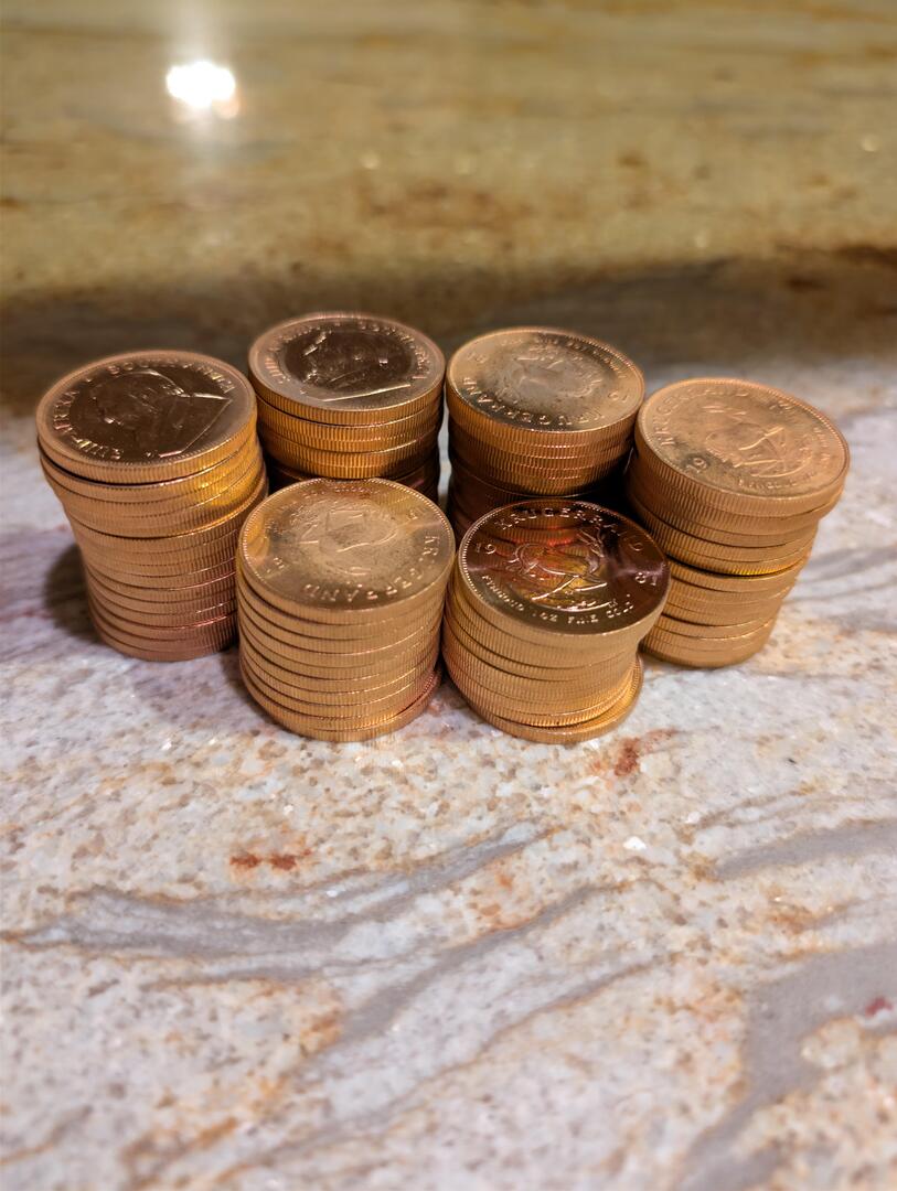 goldeagleprice's tweet photo. What would you do is you found this? https://t.co/z58qXdWHVW