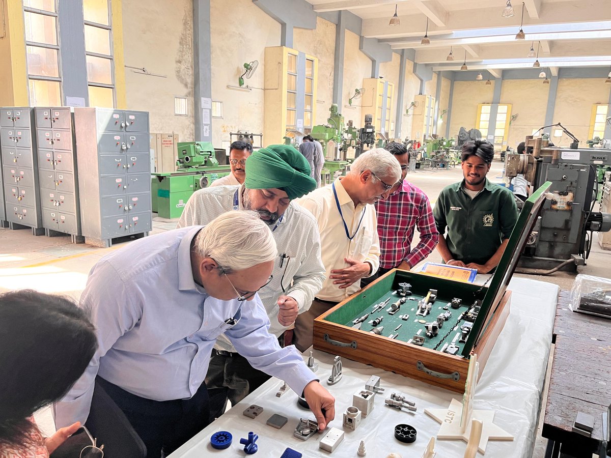 CSIR-CSIO tweet media