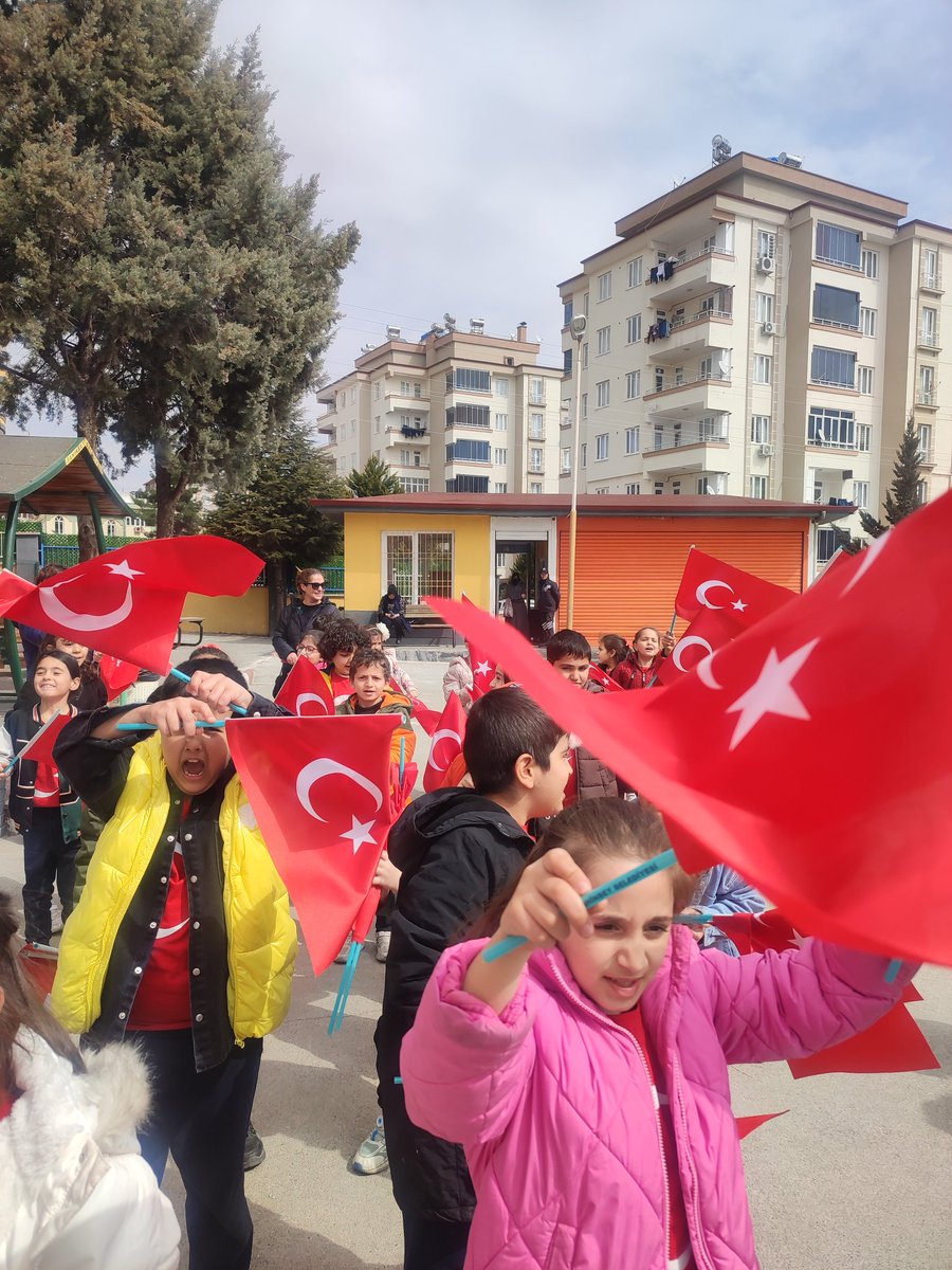 Kaşgarlı Mahmut İlkokulu tweet media