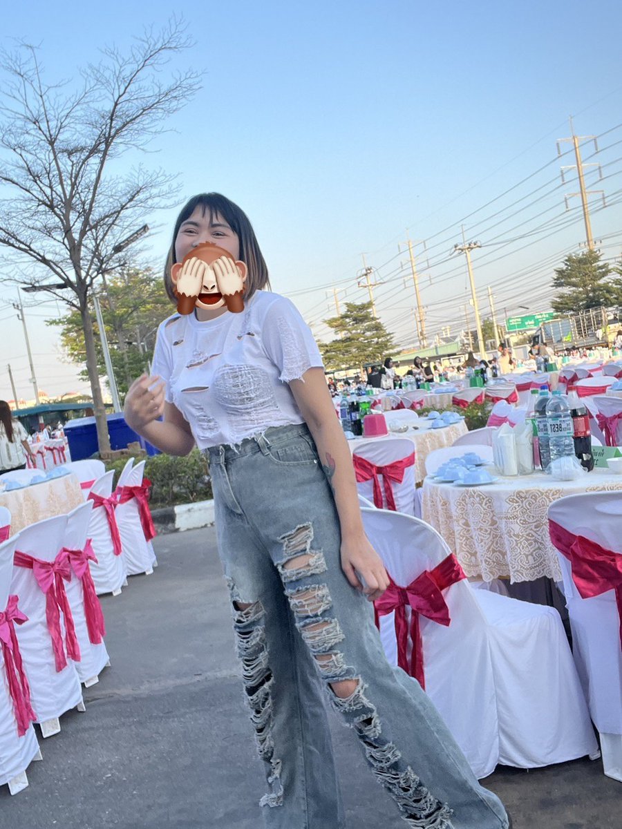 เสร่อ tweet media