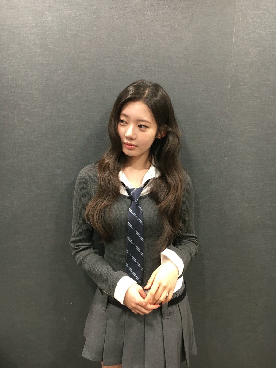 rora pics tweet media