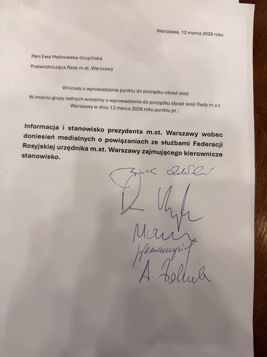 AlaZebrowska's tweet photo. Klub radnych @warszawskipis zgłasza wnioski o rozszerzenie porządku obrad:Informacja prezydenta nt. sytuacji prawnej budynków przy Górczewskiej. 
Informacja prezydenta ws.  powiązań pracownika urzędu z Federacją Rosyjską.Informacja prezydenta nt. parkingu przy Namysłowskiej. https://t.co/zNcIk65kmL
