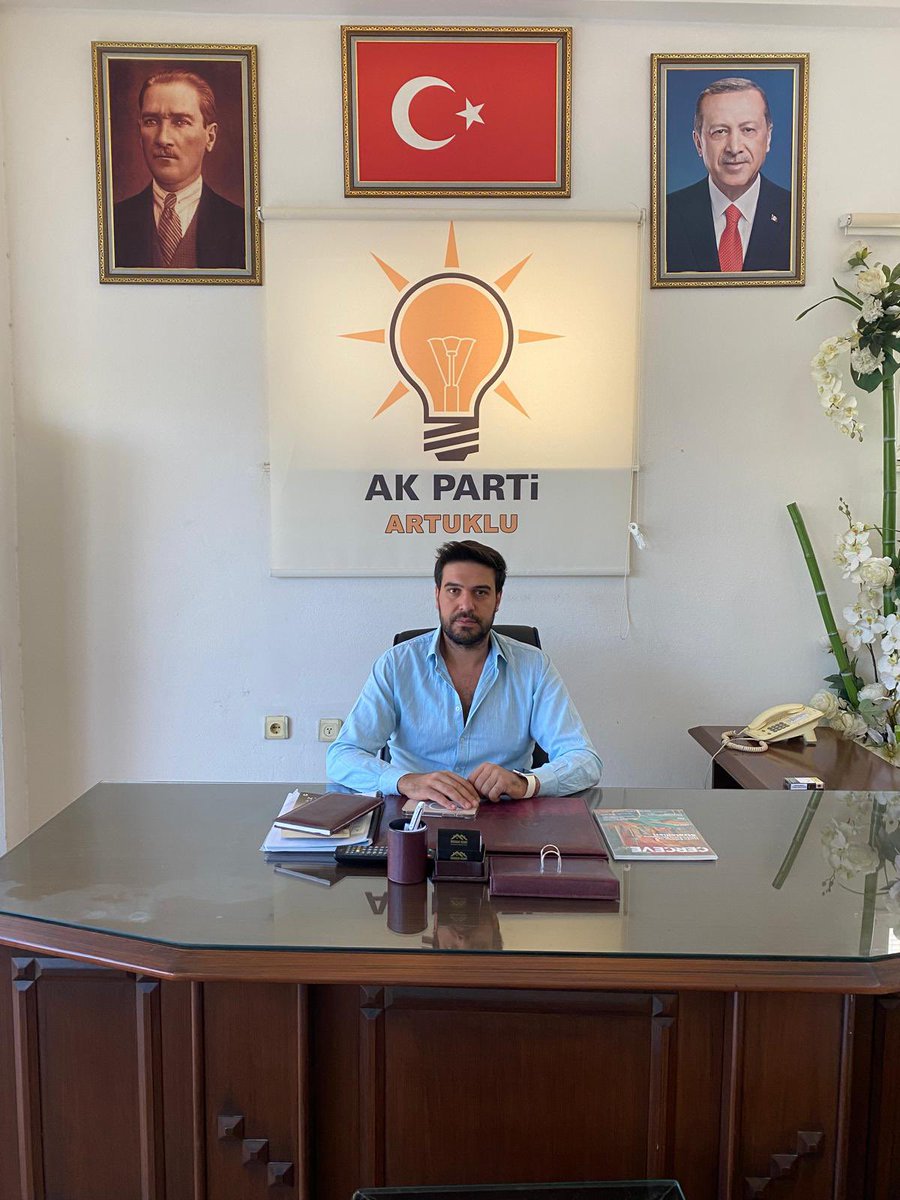 📍Artuklu İlçe Başkanlığı

✔️Günlük olarak tuttuğumuz nöbetlerimizle siz değerli vatandaşlarımızın hizmetindeyiz.

 ☕Nöbetçimiz Akparti Artuklu Yönetim Kurulu Üyemiz Sayın Zeki Can BİRİKMEN 

“Her Şey Artuklu İçin”

#Mardin 
#AKPartiArtuklu 
#artuklu