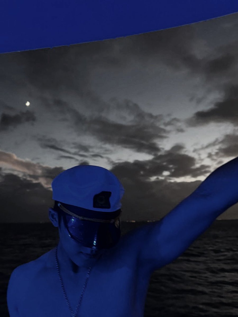 َEiser. tweet media