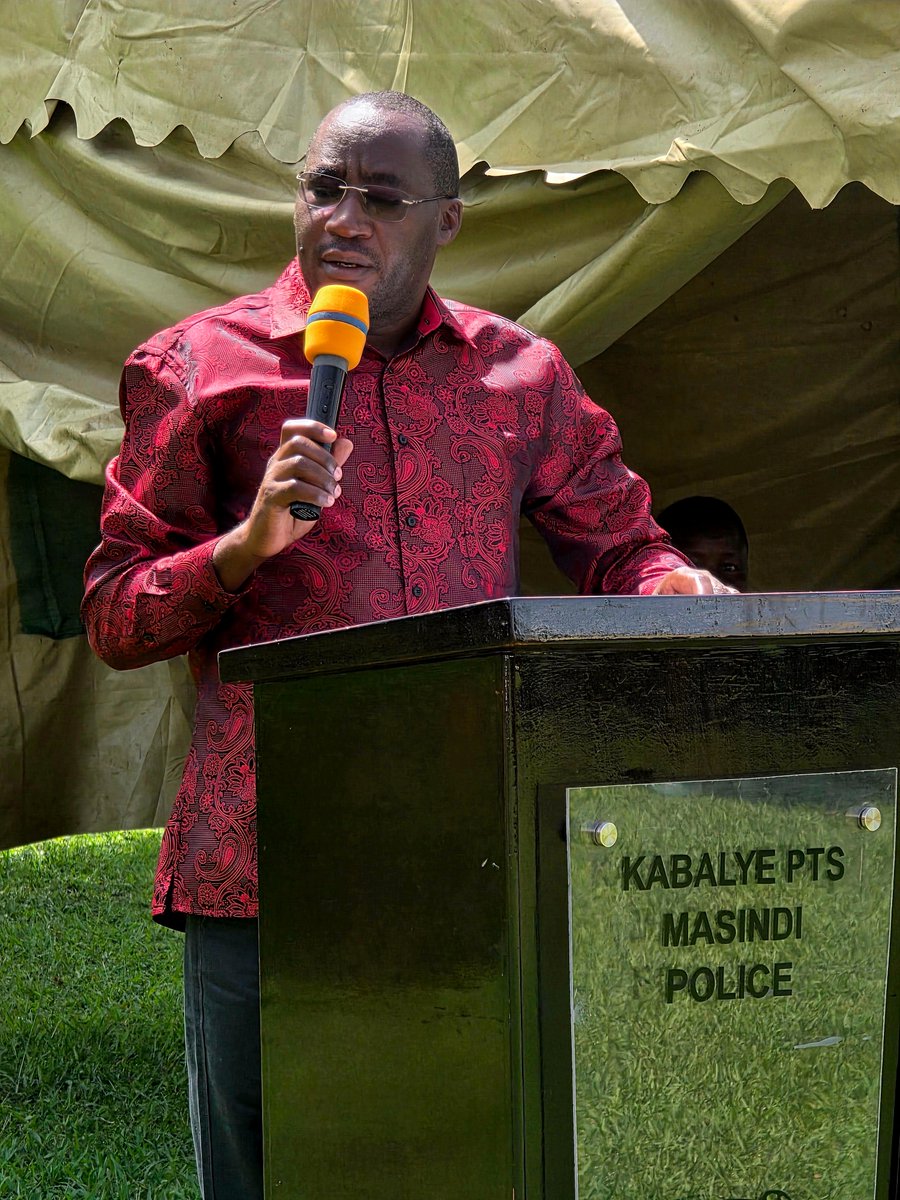 Immigration Uganda tweet media