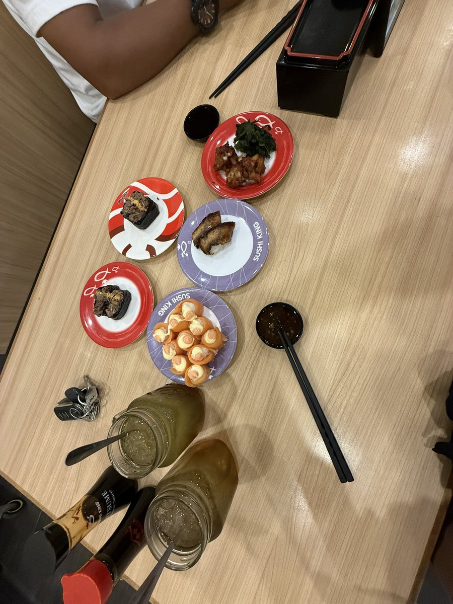 ahmoiiii's tweet photo. Sambil tunggu waktu sungkai 🫣 #bufferramadhan https://t.co/nULJ4ufI0o
