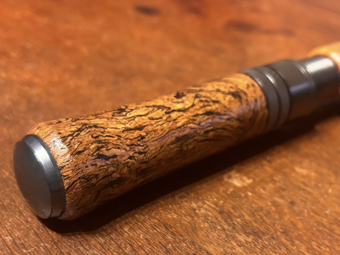 l_r_factory's tweet photo. 《YSDKIC様分》

《ご依頼内容》
☆『fenwick GFS 50SL 5J』の既存グリップを#extreme_grip に換装。

★ExtremeGrip 〜250mm(スピニング) ¥29,150
・樹脂コーティング加工バールコルク(ウェーブ＋¥1,870)
・グリップエンドアルミパーツ

☆ご依頼はDMにて気軽にお問い合わせください！ https://t.co/c43cethQgM