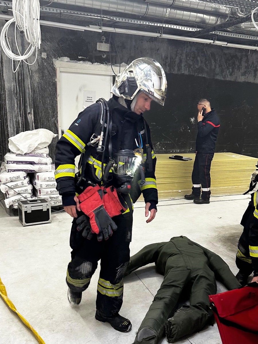 Pompiers de Nice tweet media