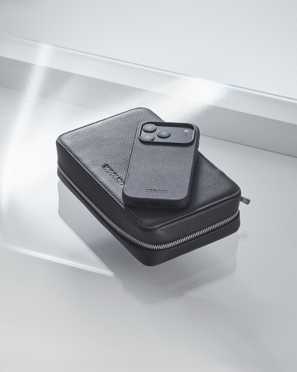 woolnut's tweet photo. Accessories for High-Tech, in black. https://t.co/5WZ1dBML35