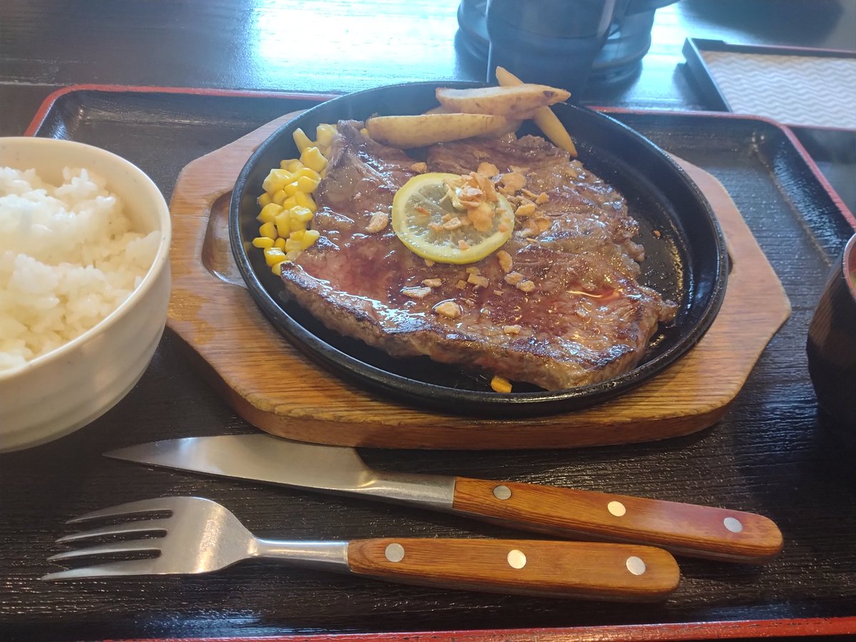 ちょびすた tweet media