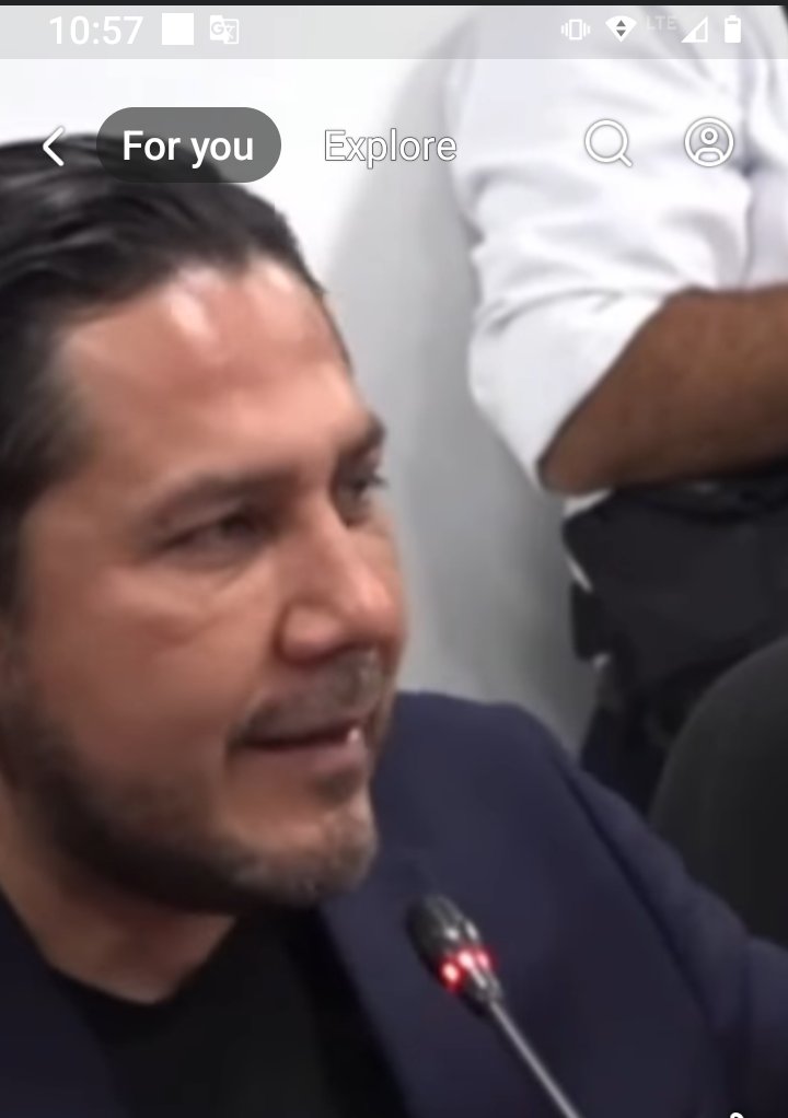AlfredoCelso's tweet photo. Vaya #Golondrejos, este diputado mantenido de la @BancadaCyan les dice en su cara q dejen de buscar trabajo. https://t.co/Fr53ofN84E