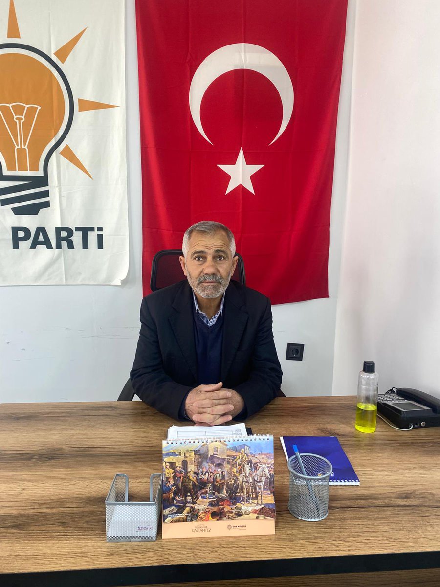 akpartikarkamis's tweet photo. ▪️İlçe Yönetim Kurulu Üyemiz;
Sayın Sevket Yılmaz
Soru, görüş ve önerileriniz için ilçe binamızda olacaktır.
Hayırlı #Ramazanlar diliyoruz.
☎️ 0 (342) 561 21 01
@hakanaksu058
@iekarayel
@fmfedaioglu
@AyvazHac18390
@fyzllhkilic1
@AKPartiG_Antep
@AKGMTeskilat https://t.co/OqvSfzGbKV