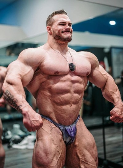 tom serge tweet media