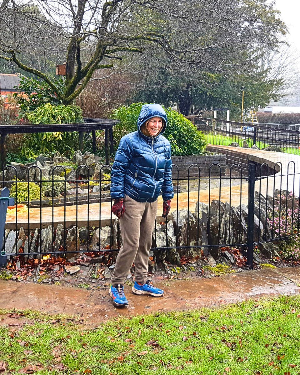 Recovery Cymru tweet media