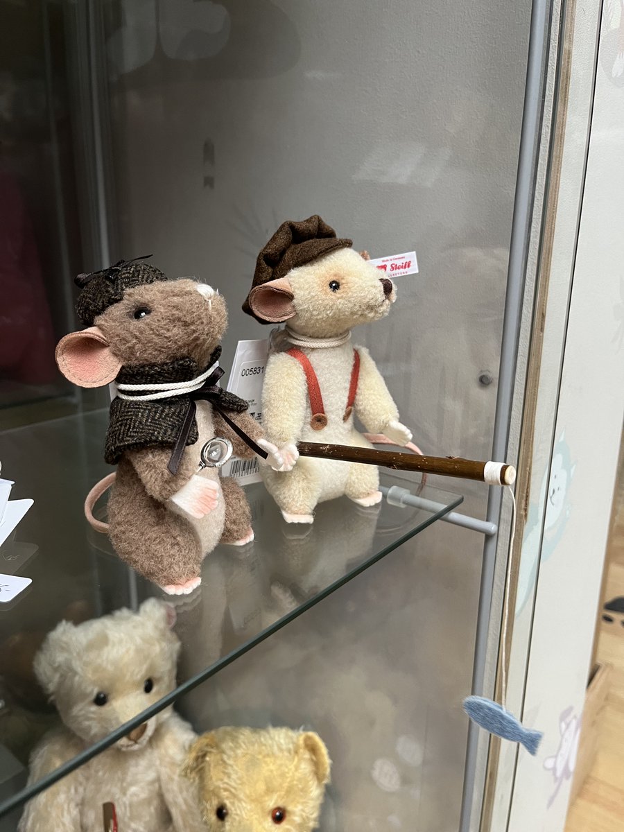 headbear tweet media