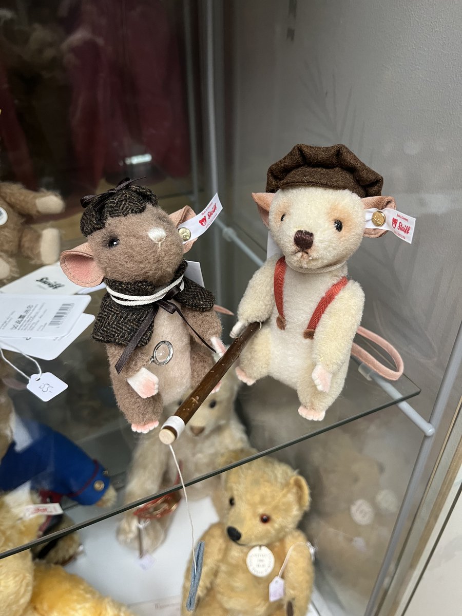 headbear tweet media