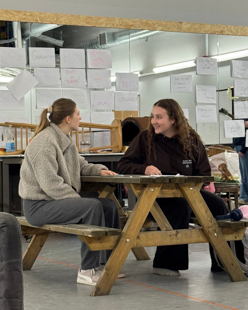 PPAcademyUK's tweet photo. AFSAS Showcase rehearsals have begun! 🌳Our students are already working hard to create something special for the West End stage! Industry tickets are available by emailing agency@ppacademy.co.uk ✨

#PPAPlaceToBe #Acting #AgentShowcase #WestEnd #London #Guildford https://t.co/IYGdvc9oVU