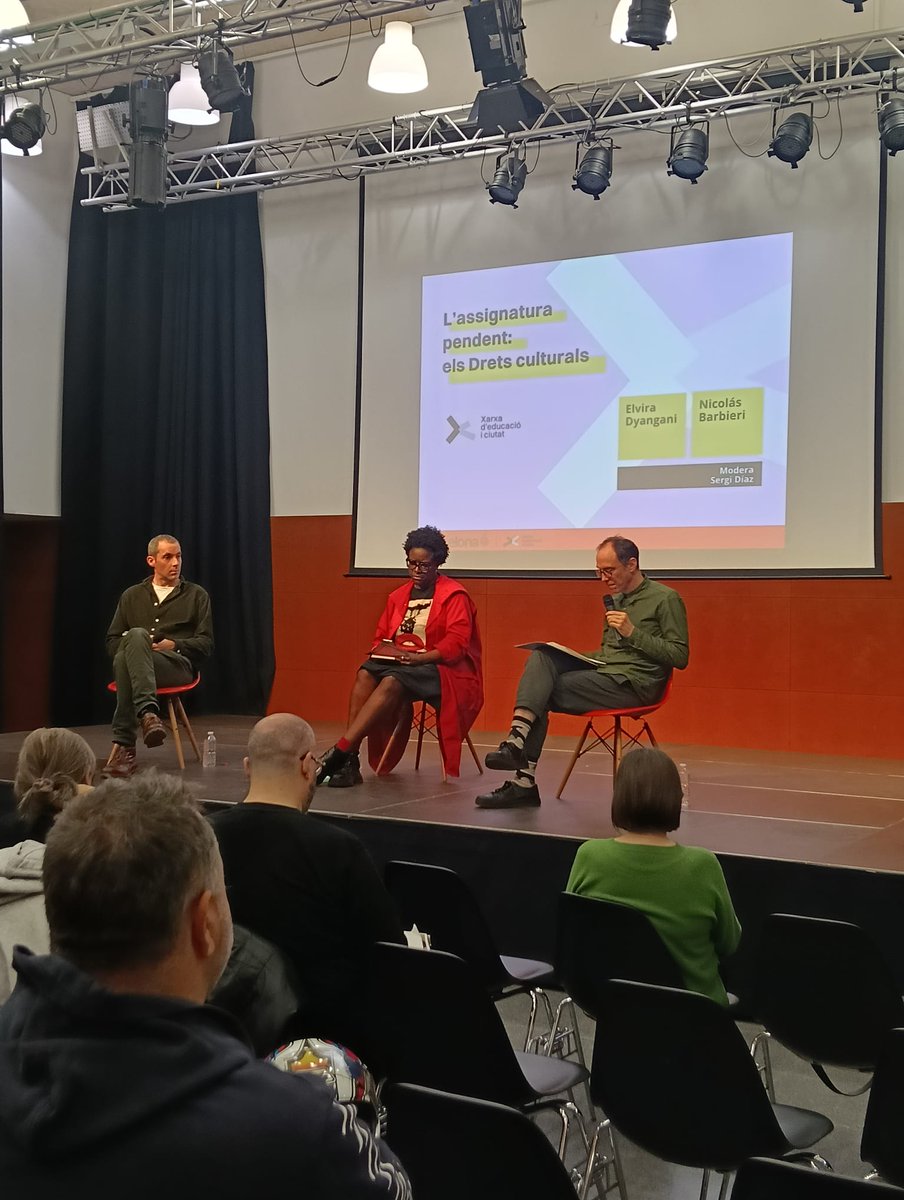 Neus Català tweet media