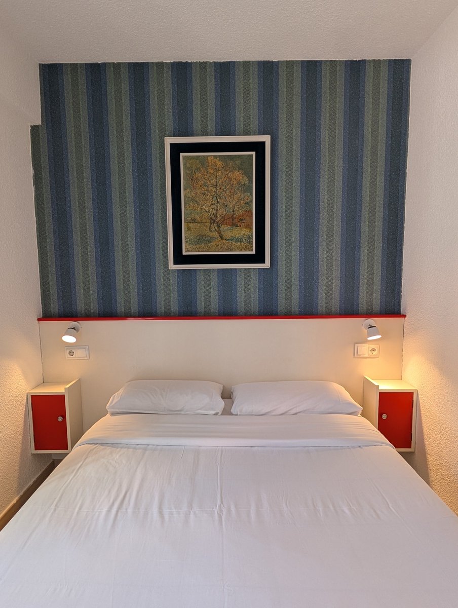 farhomegroup's tweet photo. Apartamentos en Gran Vía, en pleno centro de Madrid. Comodidad, espacio y la ciudad a tus pies.

Apartments on Gran Vía, right in the heart of Madrid. Comfort, space, and the city at your doorstep.

#FarHomeGranVia #ApartamentosMadrid #MadridStay #TravelMadrid #ViajarMadrid https://t.co/zRKXEf5iw6