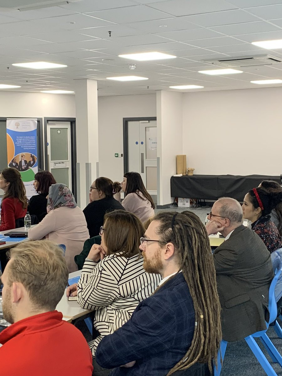 Chiltern Teaching School tweet media