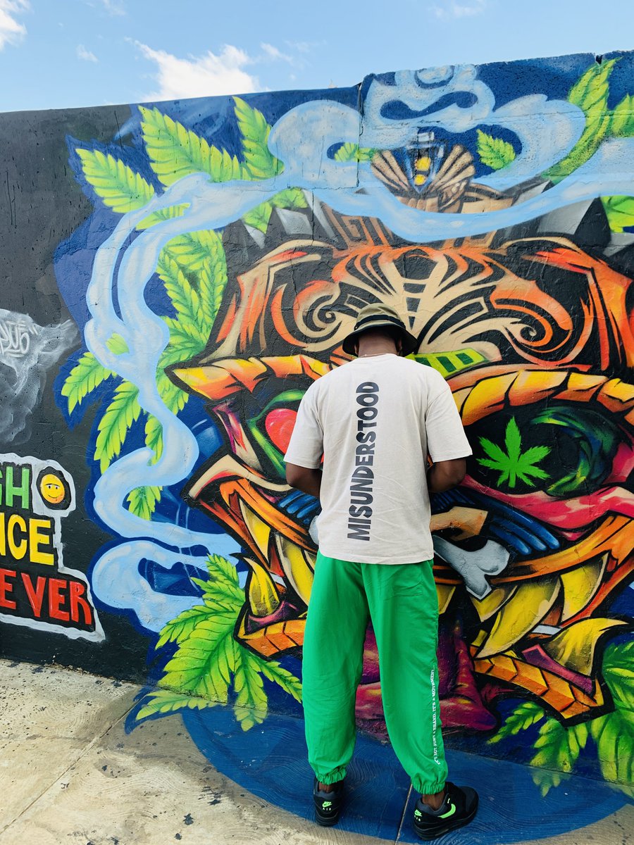 Weed Lovers Market tweet media