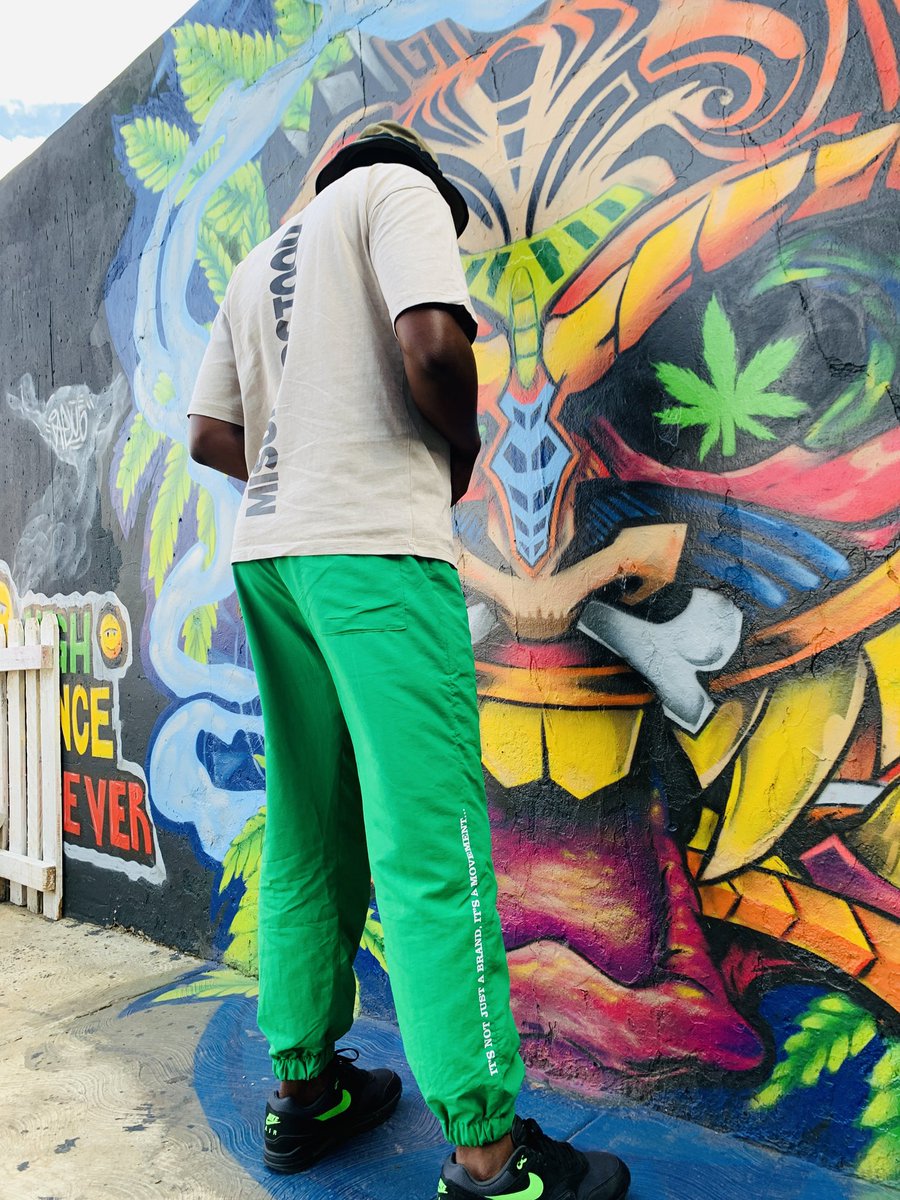 Weed Lovers Market tweet media