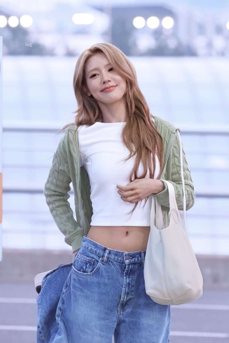 logmy131's tweet photo. 260312 ICN
#아이들 #idle #미연 #MIYEON https://t.co/5OTcNQY5TK