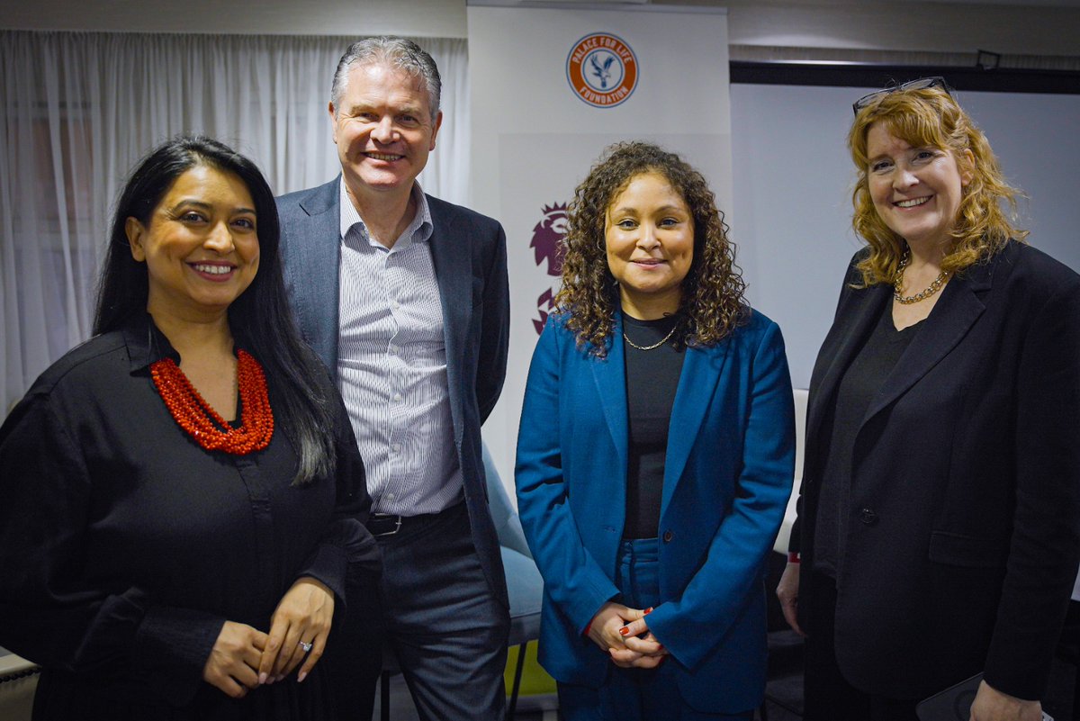 Sarah Jones MP tweet media