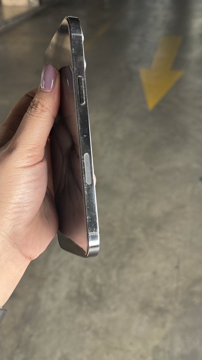 ditamirr's tweet photo. WTS
iPhone 13 Pro Max
256 GB
Space Grey
BH 77%
Sinyal aman
Open price 12jt nego 
Yuk guyssss dm akuuu https://t.co/Ty3UTR2wip