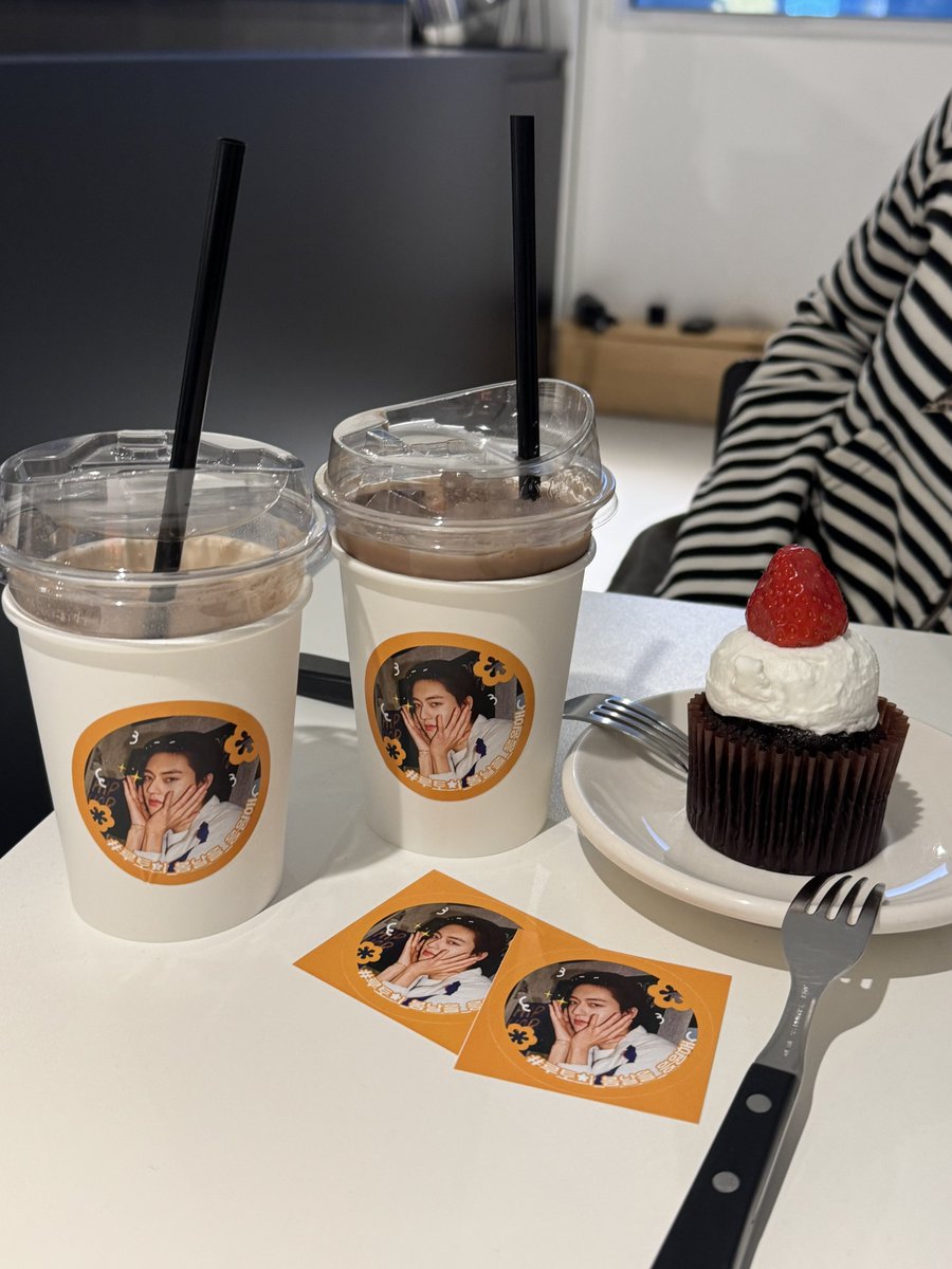 치빵이 tweet media