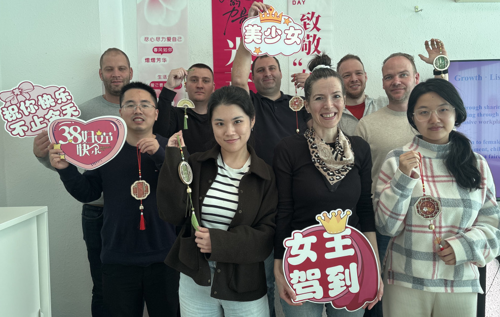 Celebrating the power of women at SEVB！

This #InternationalWomensDay, our Thailand and Hungary teams hosted a series of activities—from open dialogues and storytelling sessions to creative workshops and appreciation messages.

Colleagues shared personal experiences, supported